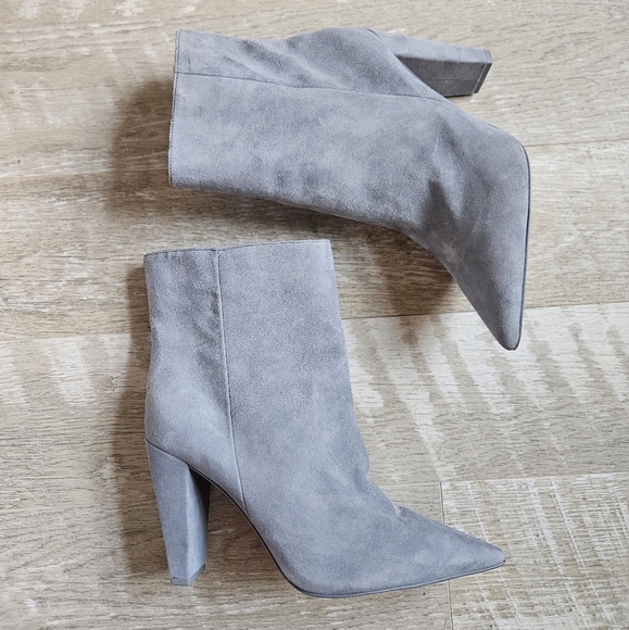 Vince Camuto Membidi Suede Leather Ankle Boots - Picture 4 of 14